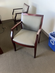 [#B9-18] Cherry wood guest chair, biege seat 