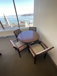 [#C4-25] Round table, metal legs