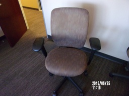[#B13-23] Desk Chair