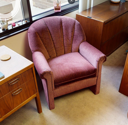 [#B12-23] Pink Sofa Chair