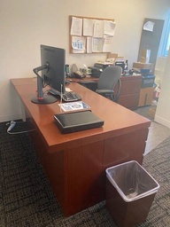 [#E6] Desk 1