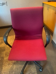 [#B13-1] Steelcase Task Chair