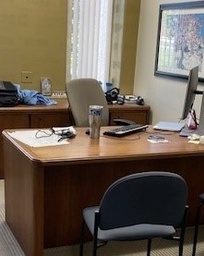 [#B13-57] Steelcase Task Chair DIRTY