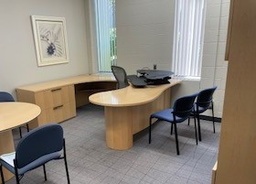 [#E9-133] 4 Pcs Executive Desk 