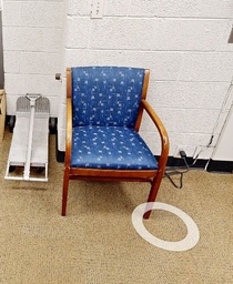 [#B9] Blue Chair (recycle)