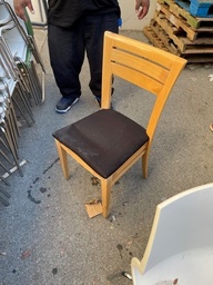 [#B4-9] Wooden Café Chairs