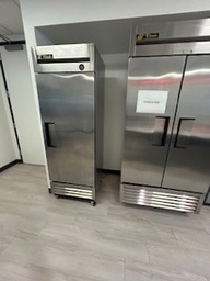[#G10-10] Freezer