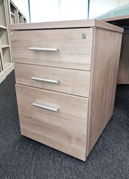 [#D17-13] Wood Pedestal 2