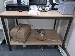 [#C12-57] Table unit with lower integrated shelf