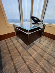 [#C11-98] Glass top end table