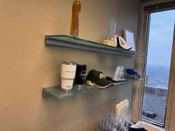 [#D19-31] Invisible shelving