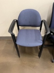 [#B4-12] Stacked Chair