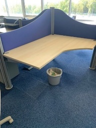 [#E6-1] Corner Single post/panel hung desk, 158cm x 118cm