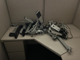 [#H10-22] Monitor Arms