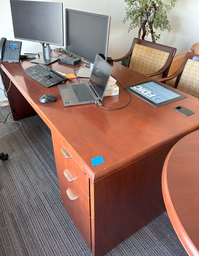 [#E3] Wood Desk