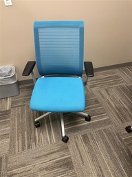 [#B13-6] Task Chair - Blue Steelcase Think