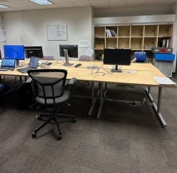 [#C4-8] Maple Table with Grey Legs