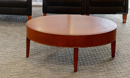 [#C3-7] Oval coffee table