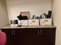 [#G8-17] Boxes of phones