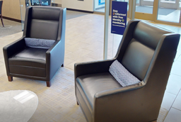 [#B12-3] black lounge chair