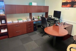 [#E9-43] Private Office Setup (LH in Mahogany)