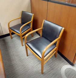 [#B9-6] Black guest chair