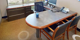 [#E7-2] U-shaped desks