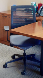 [#B13-3] Task chair