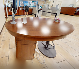 [#E4-2] Pedestal 2D desk