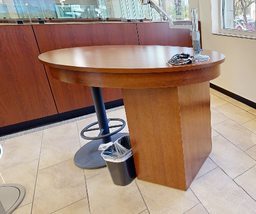 [#E4-1] 2D pedestal desk