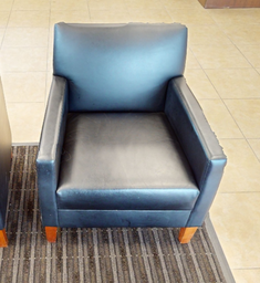 [#B12-6] Black lounge chair