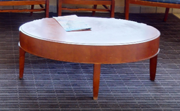 [#C3-11] Oval coffee table, wood
