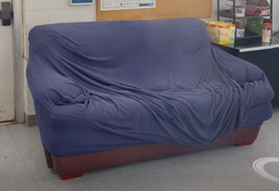 [#B7-7] Burgandy couch