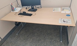 [#C12-5] Electric Table