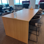 [#C4-4] BAR HEIGHT TABLE