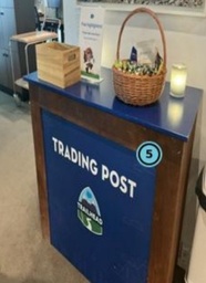 [#C9-5] Desk - Office