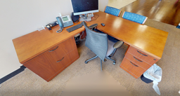 [#E6-3] L-shaped desk