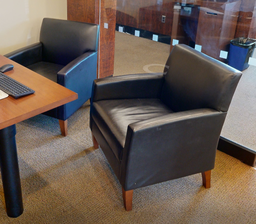 [#B12-1] Black lounge chair