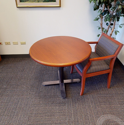 [#C2-8] Round Table