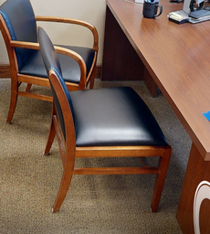 [#B9-6] Black side chair no arms