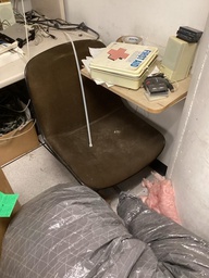 [#B12-7] Chair