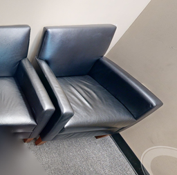 [#B12-05] Black lounge chair