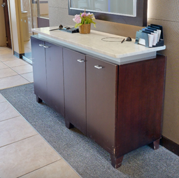 [#D5-11] credenza