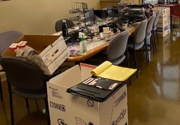 [#B4-8] Gray Break Room Chairs