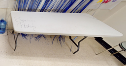 [#C8-13] Folding table, wht