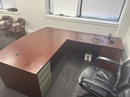 [#E6-21] office desk