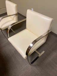 [#B11-47] White Chair W/ Metal