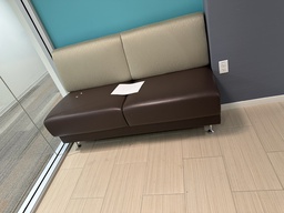 [#B3-53] Brown Booth Seating