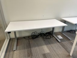 [#E10-67] White Sit-Stand Desk