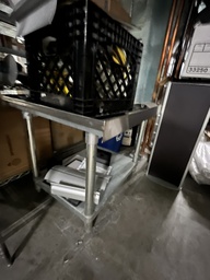 [#C1-228] Small Metal Table